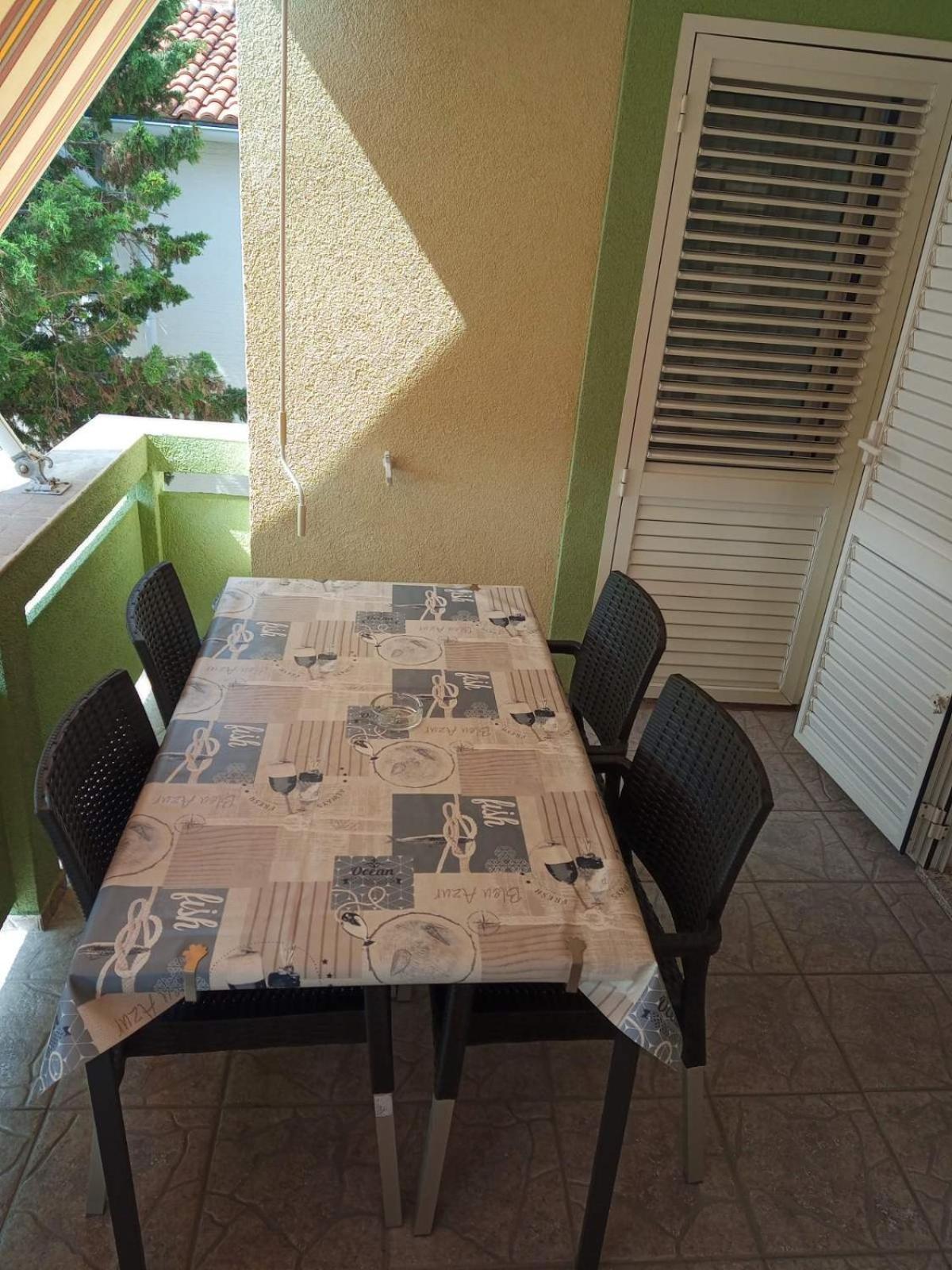 Apartmani Ana Vir Exterior foto